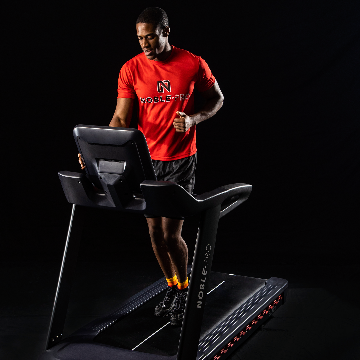 Noble Pro | Elite E10i Treadmill
